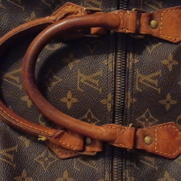 LV MONOGRAM SPEEDY 40. As Is. Authentic. Sales are final. LV Dustbag included - Picture 8 of 9